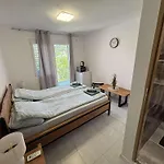 Soti Мотель Купари